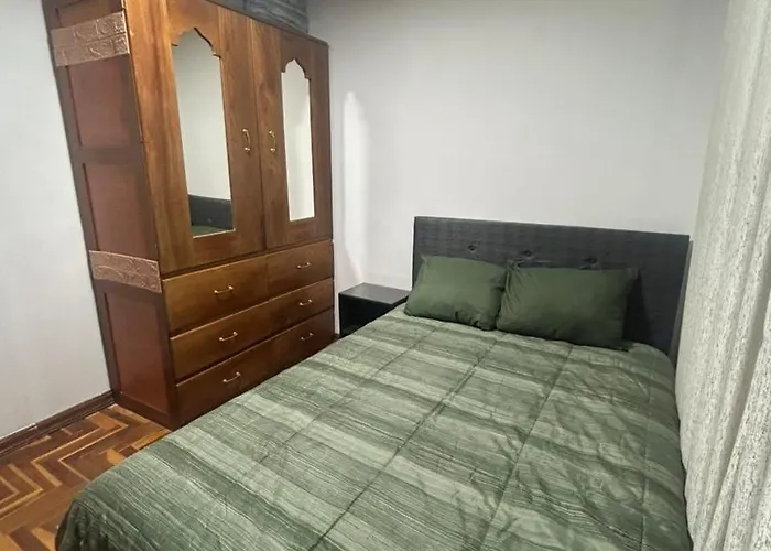 Departamento Familiar En *